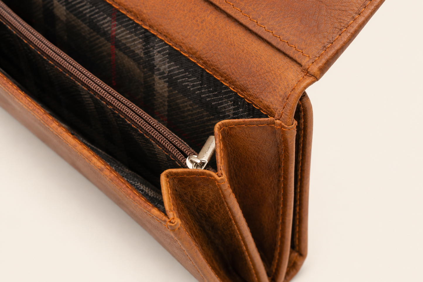 Classic Bifold Organizer Wallet - Cognac Distressed Leather